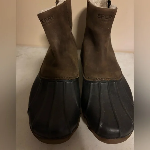 Sperry | Shoes | Sperry Twotone Duck Boots | Poshmark display picture 2